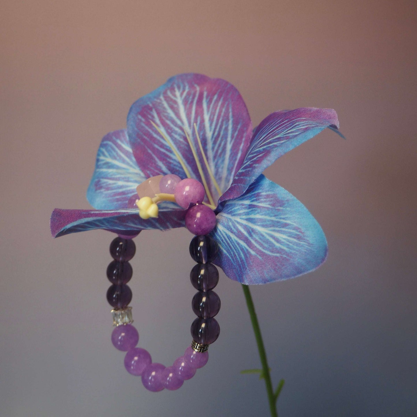amethyst chinese style beaded bracelet with flower